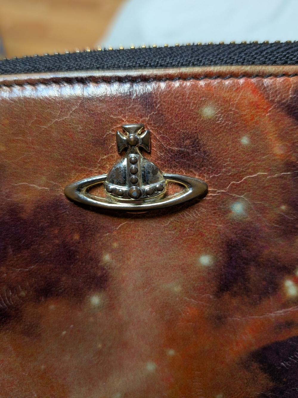Vivienne Westwood Galaxy Gradient Zip Wallet - Copper to Purple - Picture 2 of 10